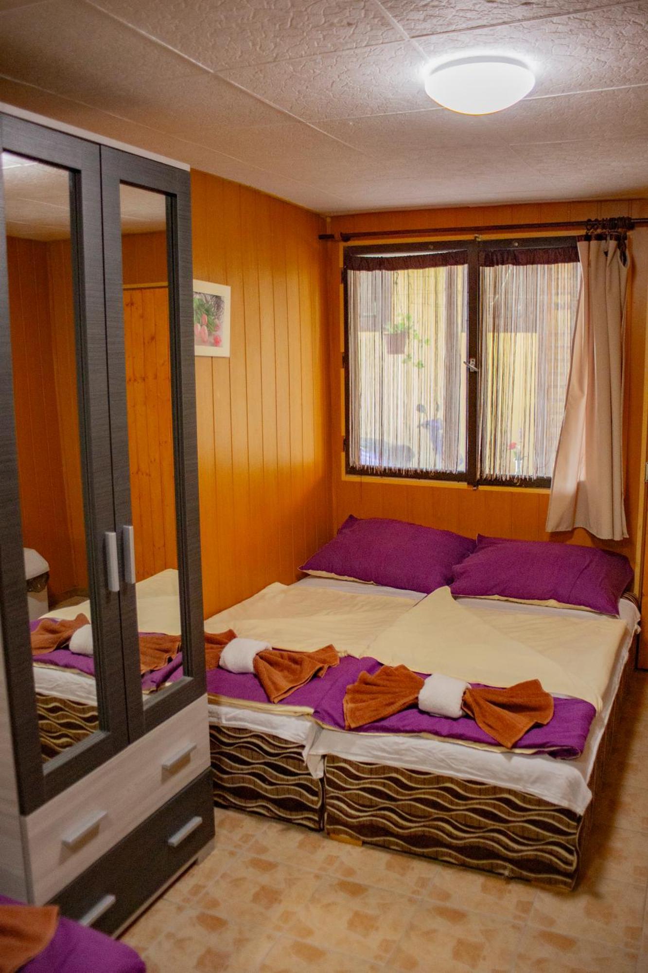 Aparthotel Vakacio Ueduelo Révfülöp Zewnętrze zdjęcie